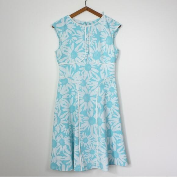 Maggy London Dress Women's Size 4 Blue Daisy Retro - Picture 1 of 3